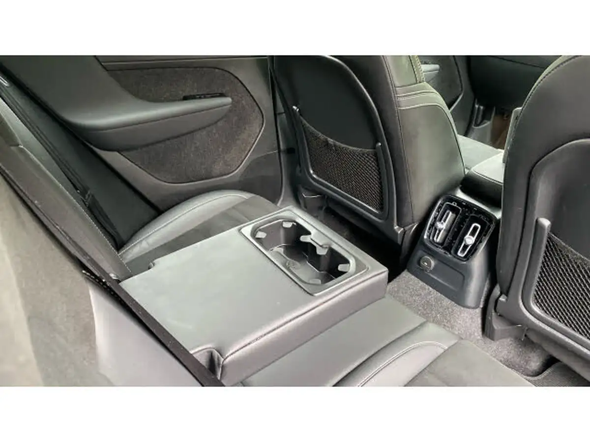 2021-volvo-xc40-15-t5-r-design-pro-258bhp-big-25