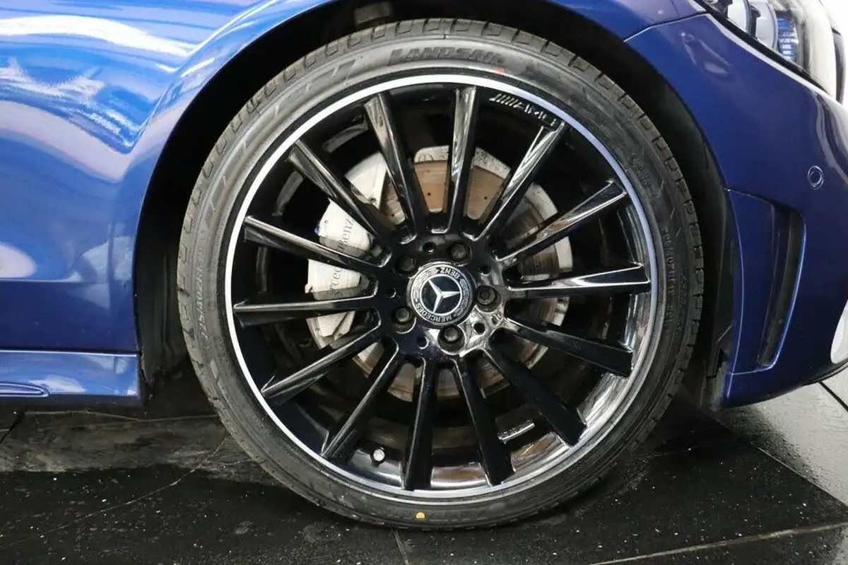 2021-mercedes-benz-c-class-20d-c220d-amg-line-edition-premium-estate-5d-big-10
