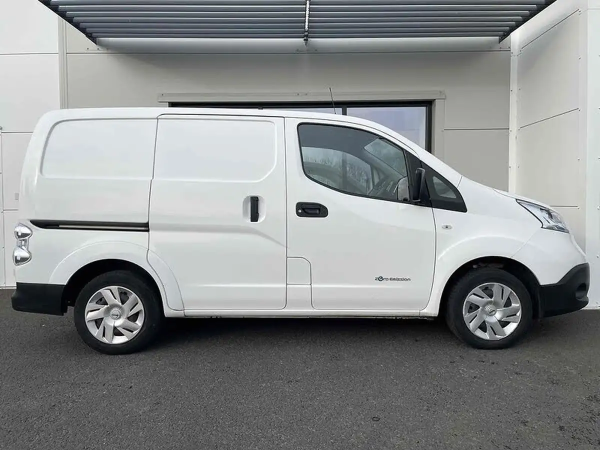 2021-nissan-env200-e-visia-panel-van-auto-big-6
