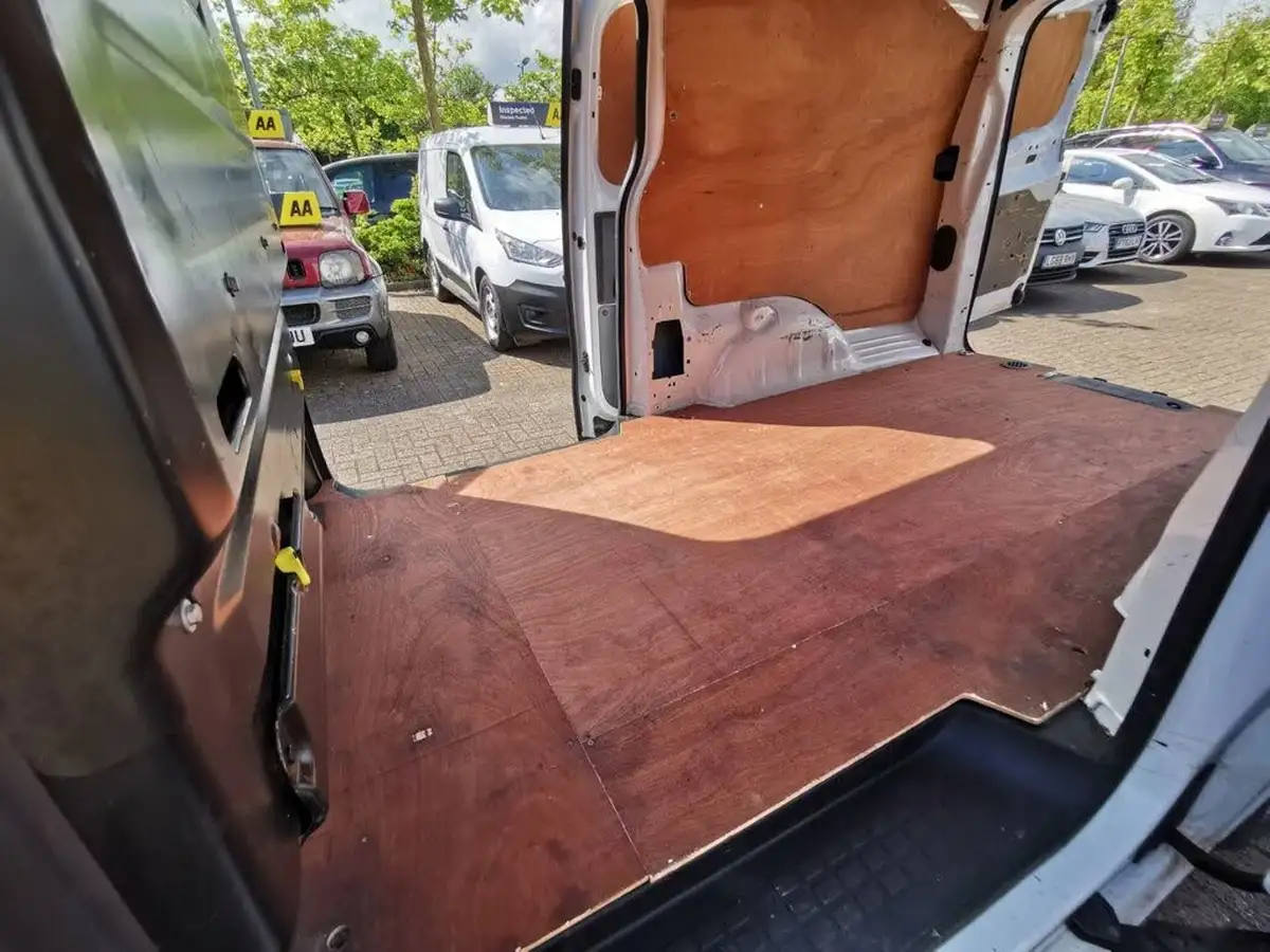 2020-citroen-dispatch-20bluehdi-enterprise-xl-1400-120pseu6d-ss-panel-big-19