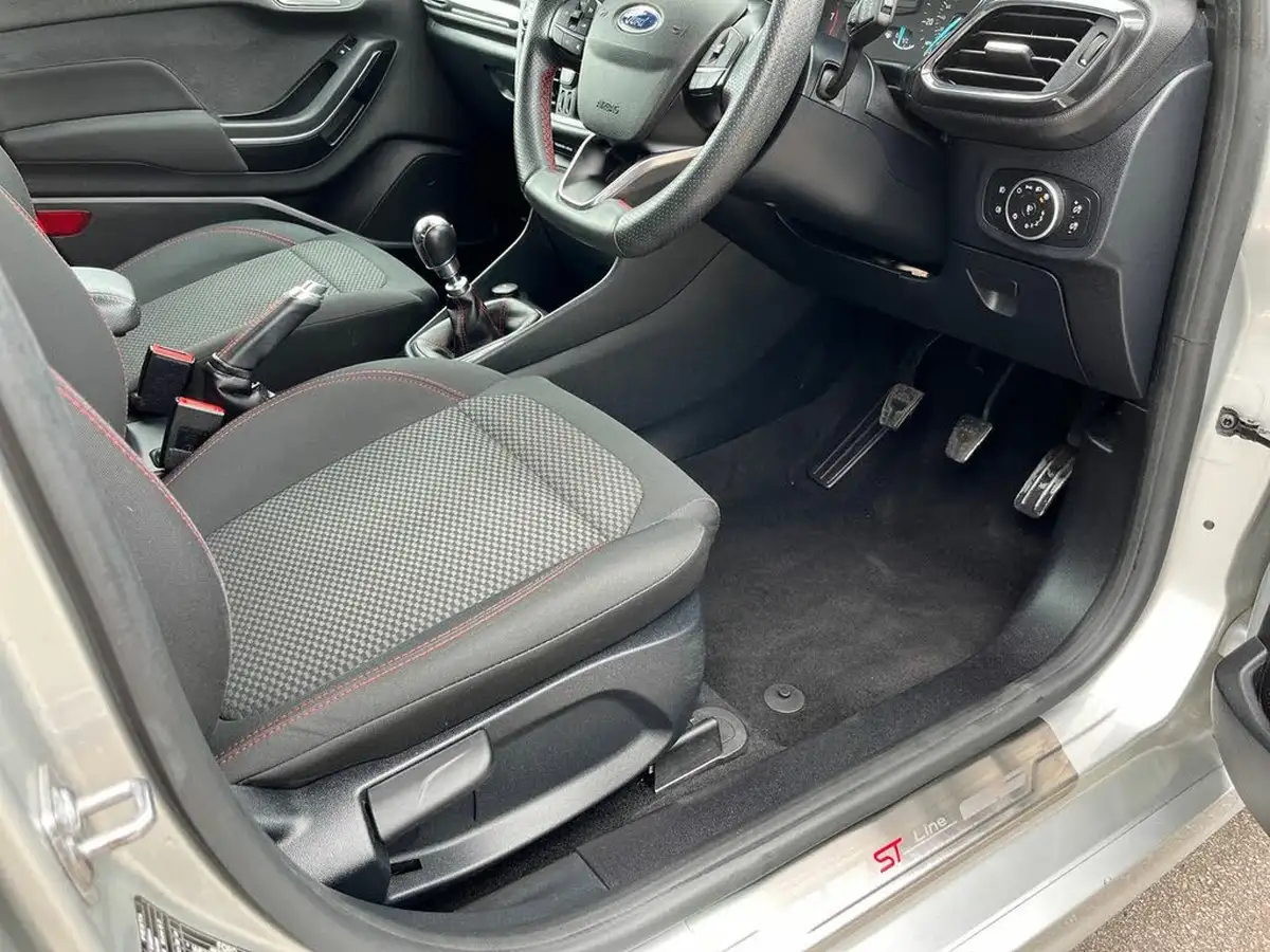 2020-ford-fiesta-10t-st-line-edition-95ps-5d-big-29