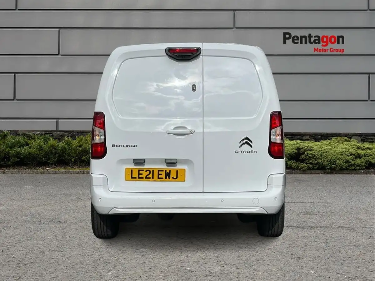 2021-citroen-berlingo-15bluehdi-1000-driver-100pseu6dt-e-ss-big-16