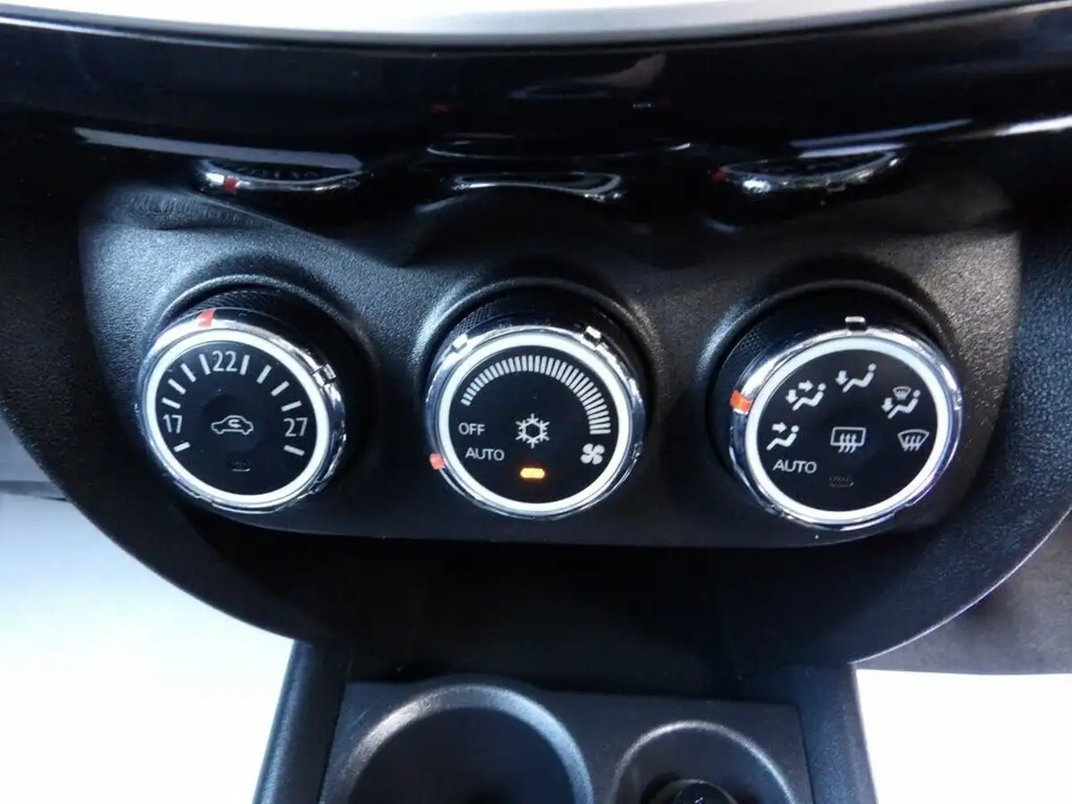 2015-mitsubishi-asx-16-3-big-22