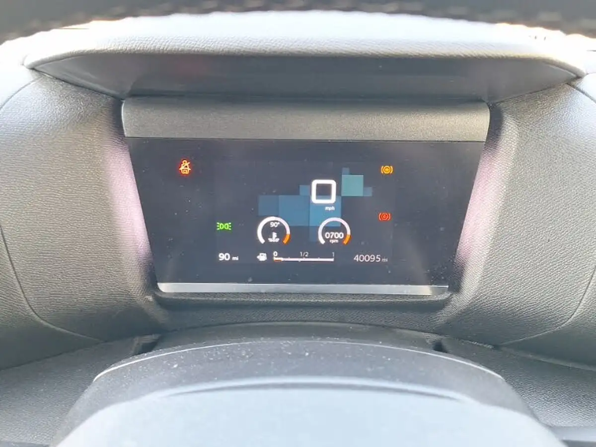 2022-citroen-c4-12-puretech-shine-130ps-big-9