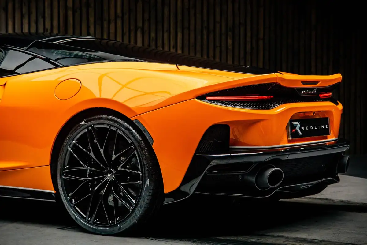2022-mclaren-gt-40-big-17