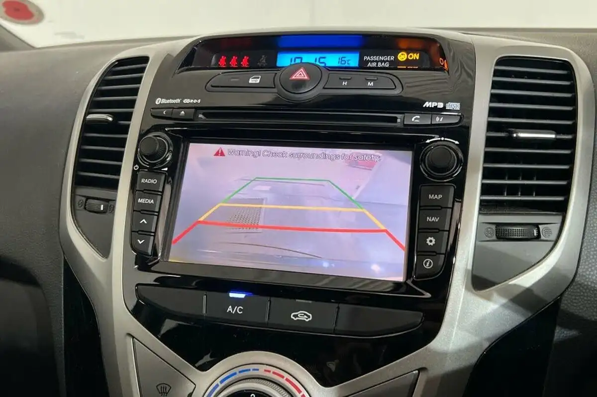 2018-hyundai-ix20-16-premium-nav-auto-big-15