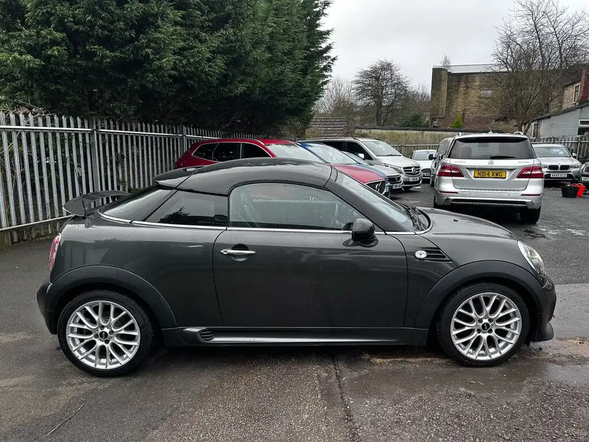 2013-mini-coupe-16-cooper-auto-big-11