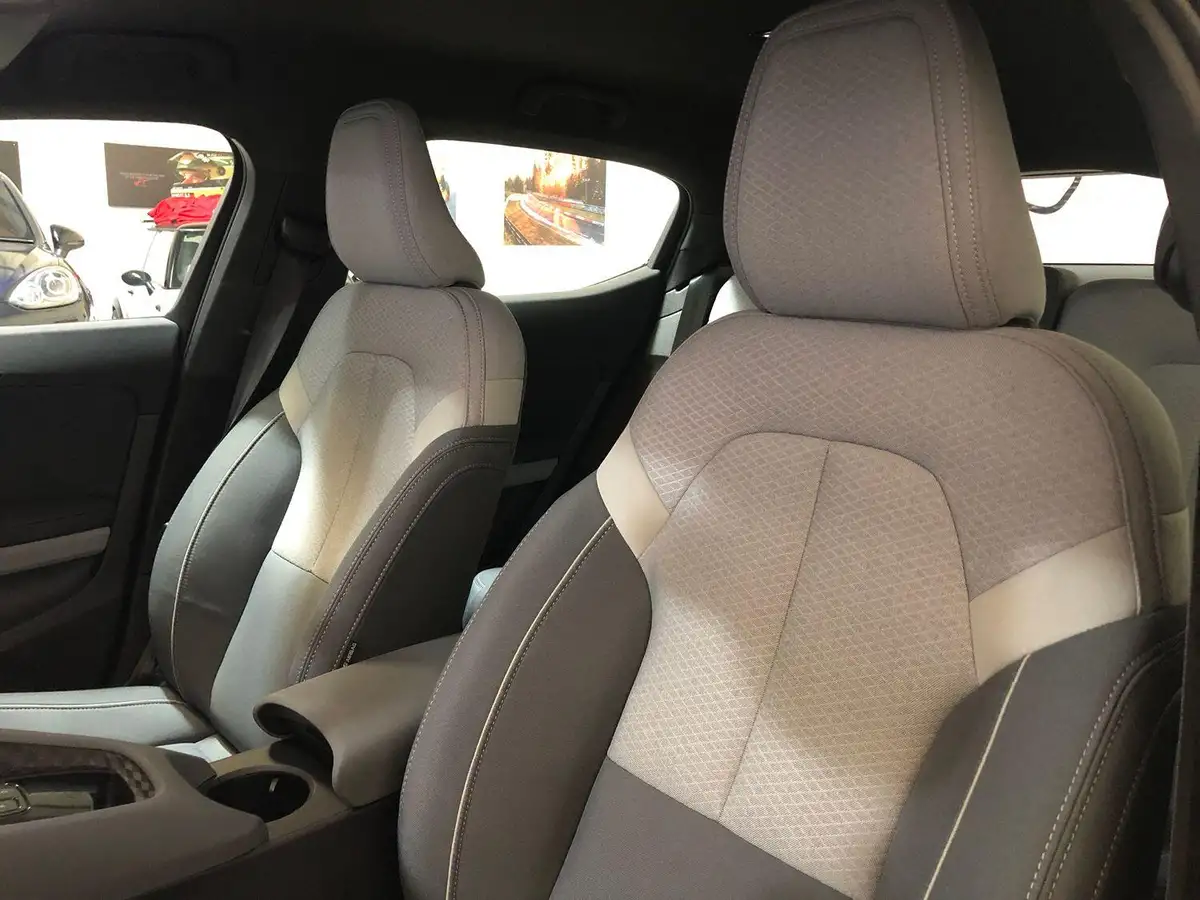 2024-polestar-polestar-2-e-ps2-200kw-standard-single-big-10
