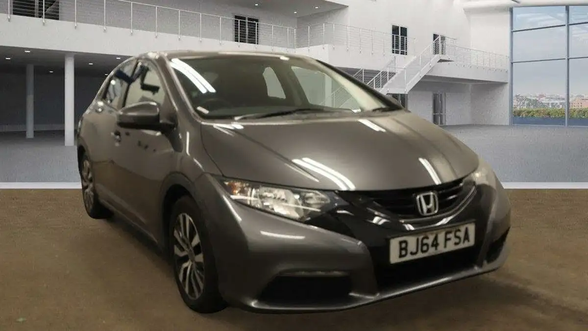 2014-honda-civic-16td-s-hatchback-big-0