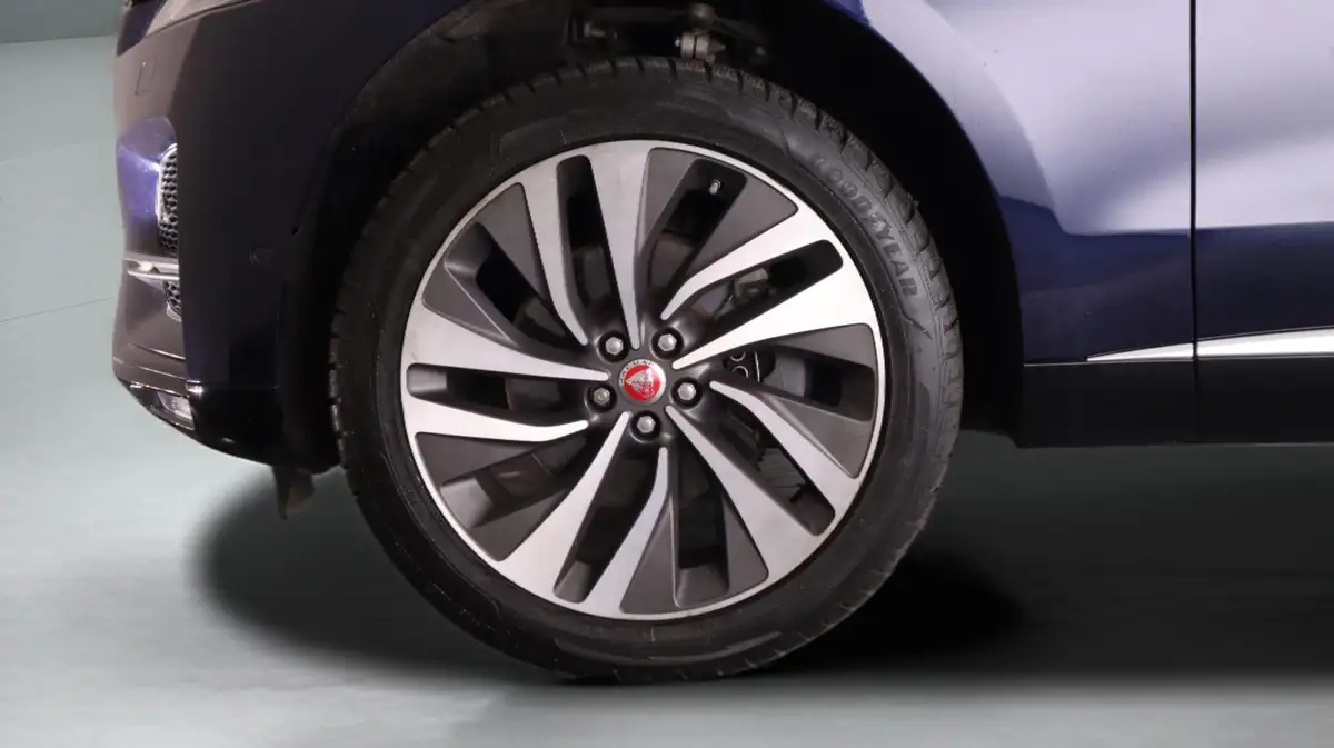 2021-jaguar-f-pace-20-p250-hse-big-18