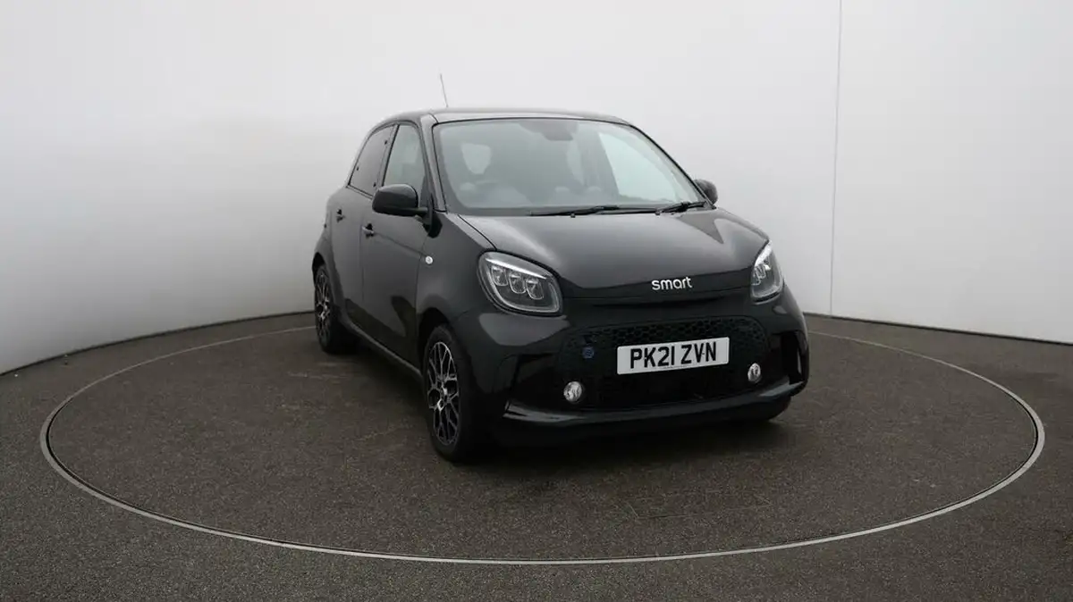 2021-smart-forfour-eq-exclusive-big-40