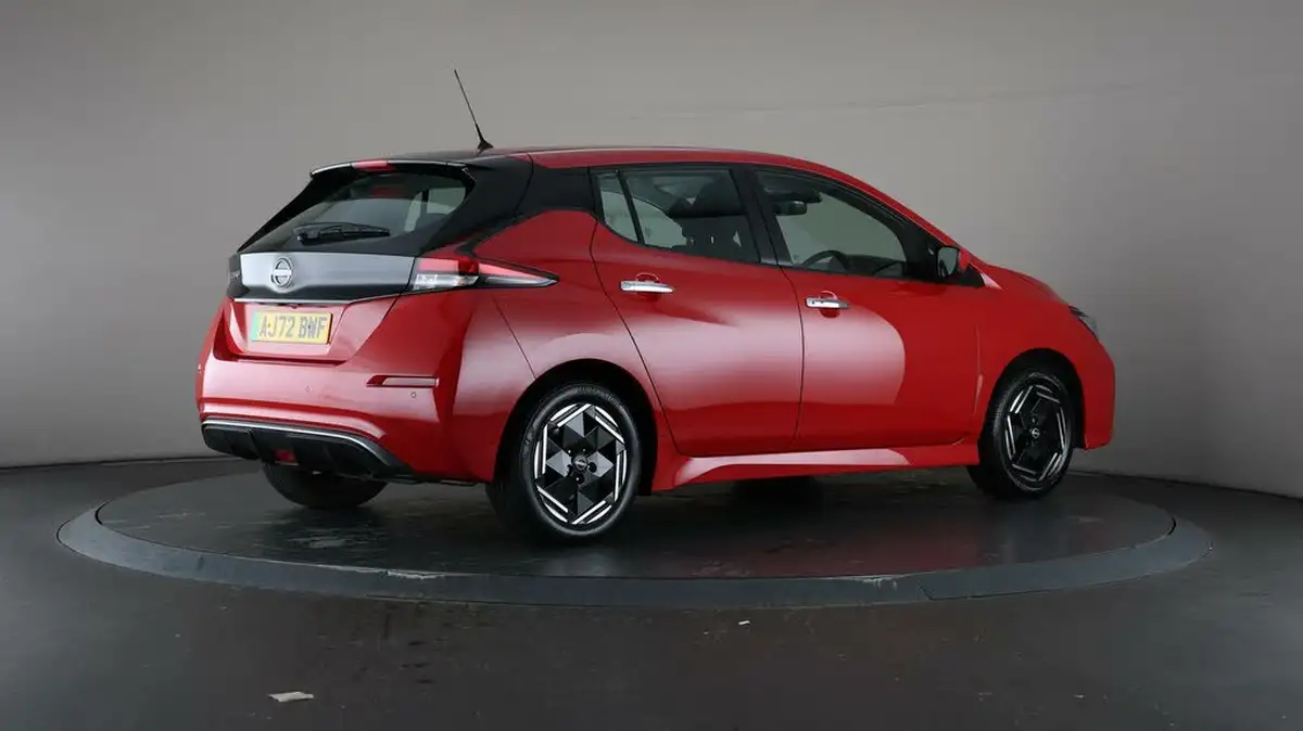 2022-nissan-leaf-e-acenta-39kwh-big-7