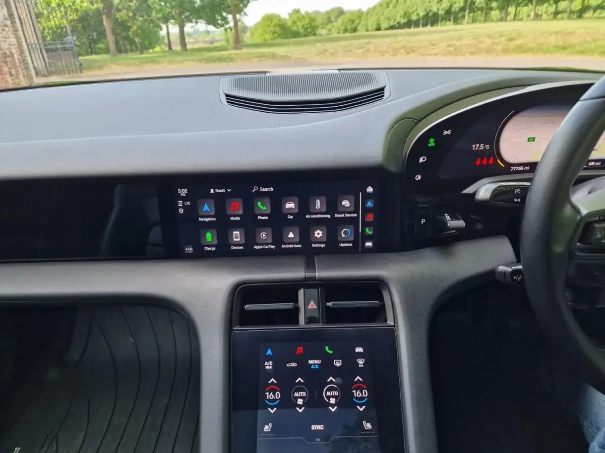 2021-porsche-taycan-e-4s-571ps-performance-battery-plus-big-11