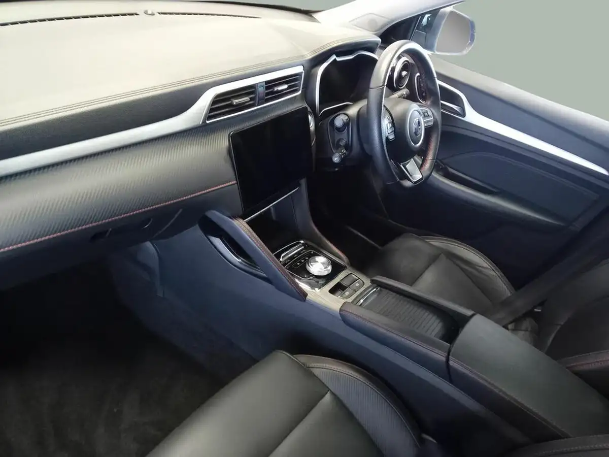 2024-mg-zs-suv-e-trophy-connect-ev-156ps-long-range-big-3