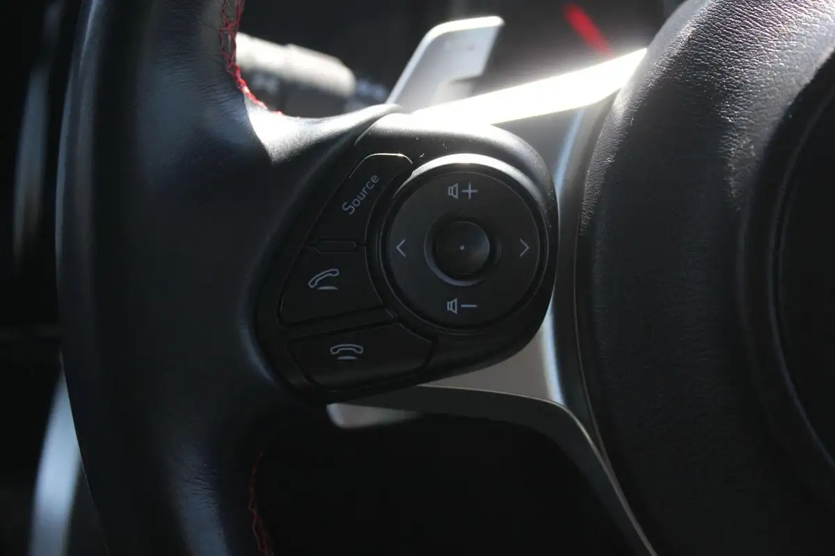 2018-subaru-brz-20i-se-lux-auto-big-9