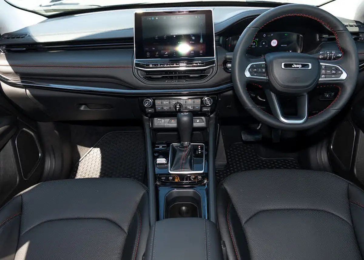 2025-jeep-compass-13-gse-trailhawk-big-2