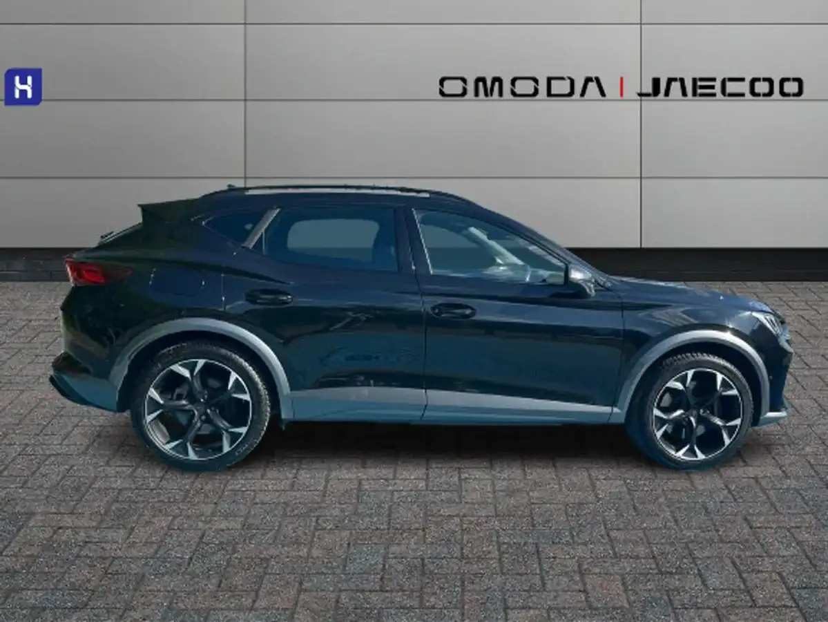 2022-cupra-formentor-14-e-hybrid-vz1-big-8