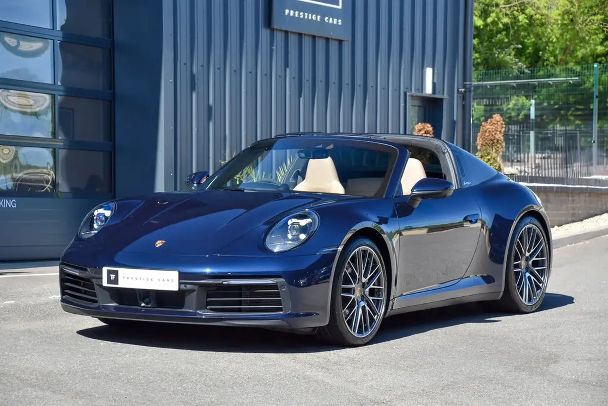 2021-porsche-911-30-targa-4s-big-13