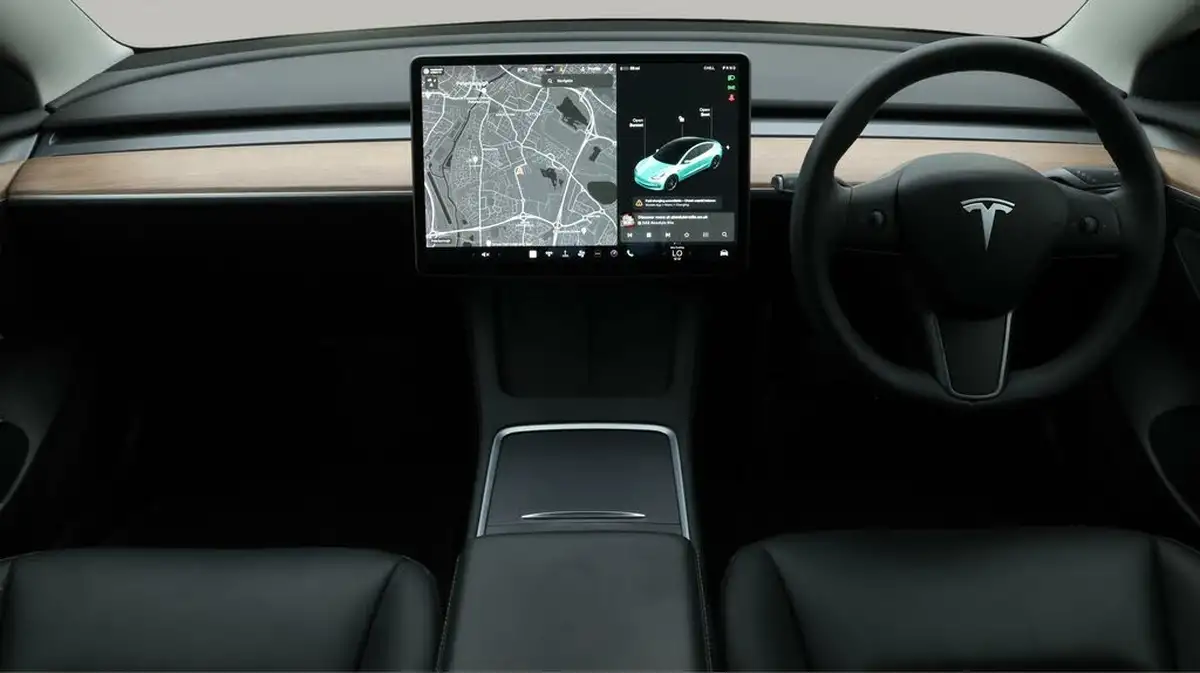 2021-tesla-model-3-e-long-range-awd-big-13