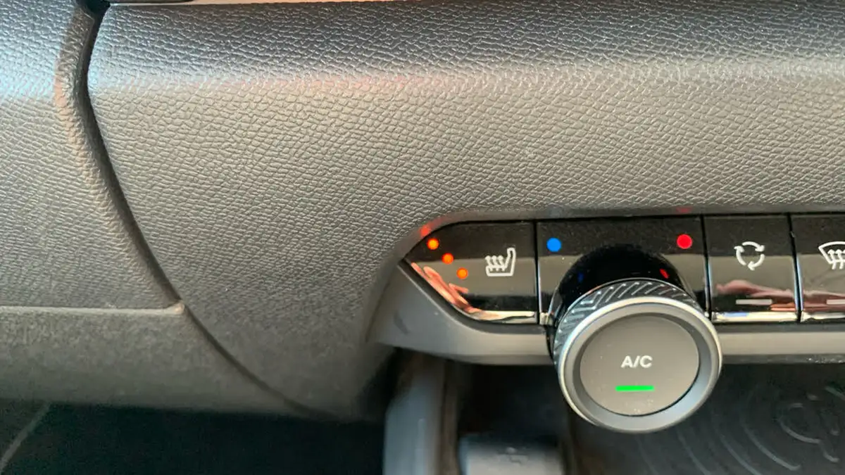2021-citroen-c4-12-puretech-shine-plus-155ps-big-33