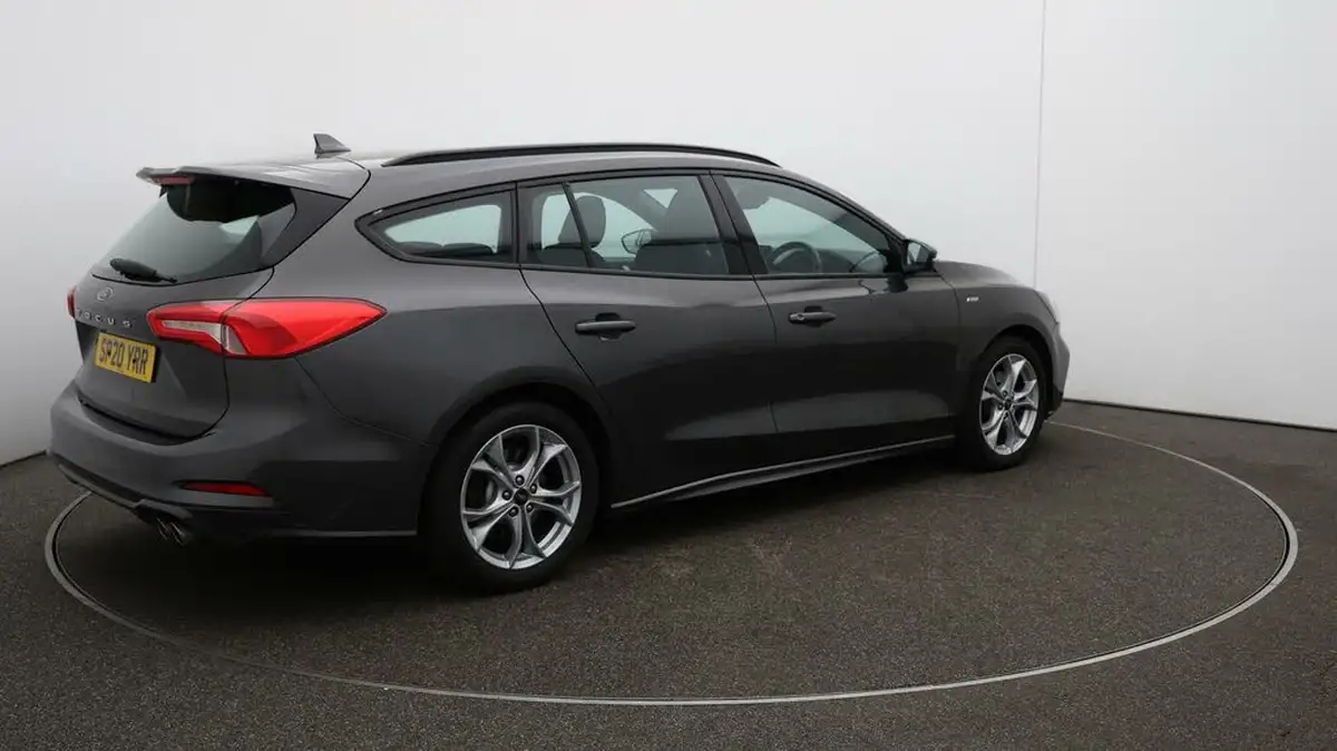 2020-ford-focus-10t-st-line-edition-125ps-hybrid-mhev-estate-big-50