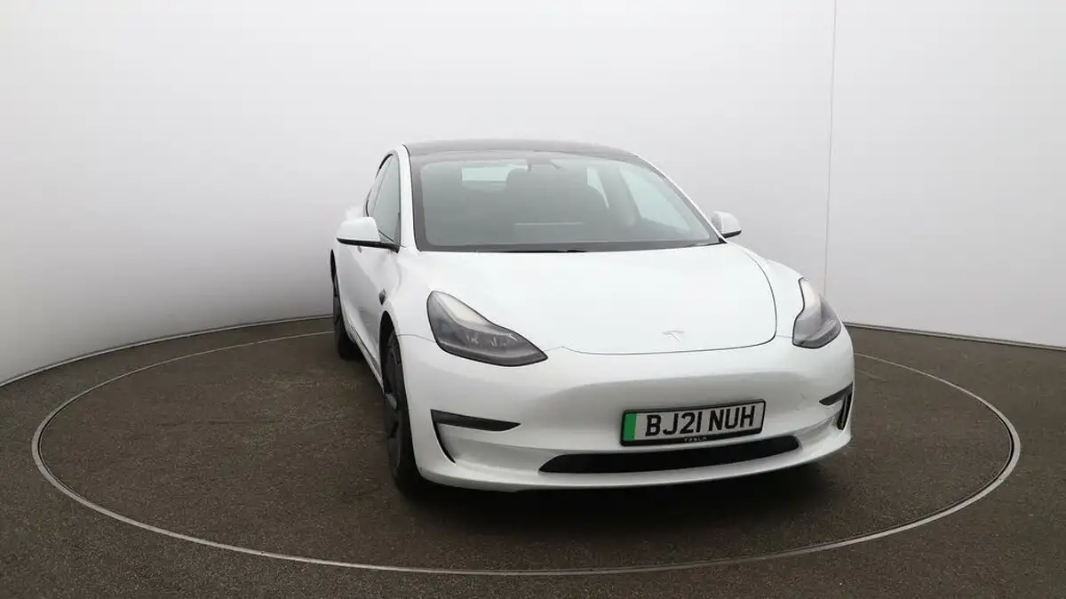 2021-tesla-model-3-e-long-range-4x4-big-39
