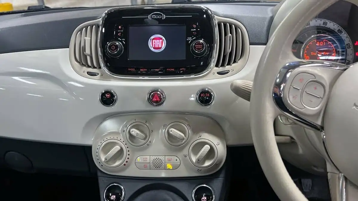 2015-fiat-500-12-lounge-ss-big-4