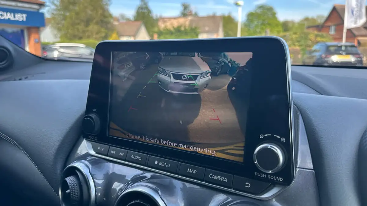 2021-nissan-juke-10-dig-t-n-connecta-dct-big-25