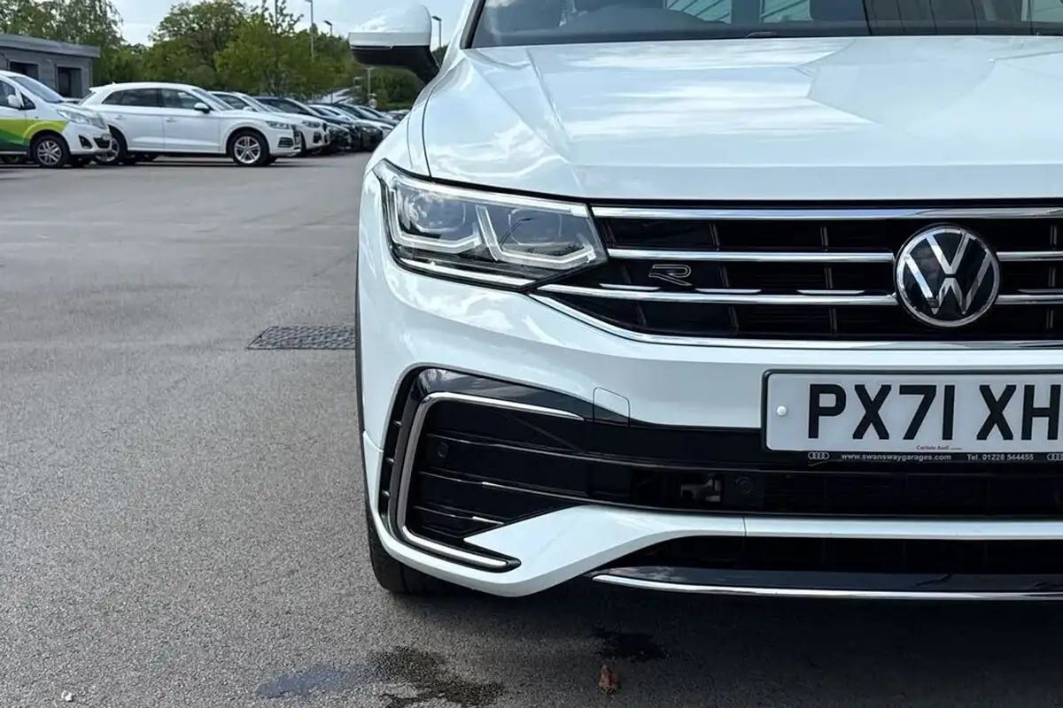 2021-volkswagen-tiguan-14-tsi-r-line-big-24
