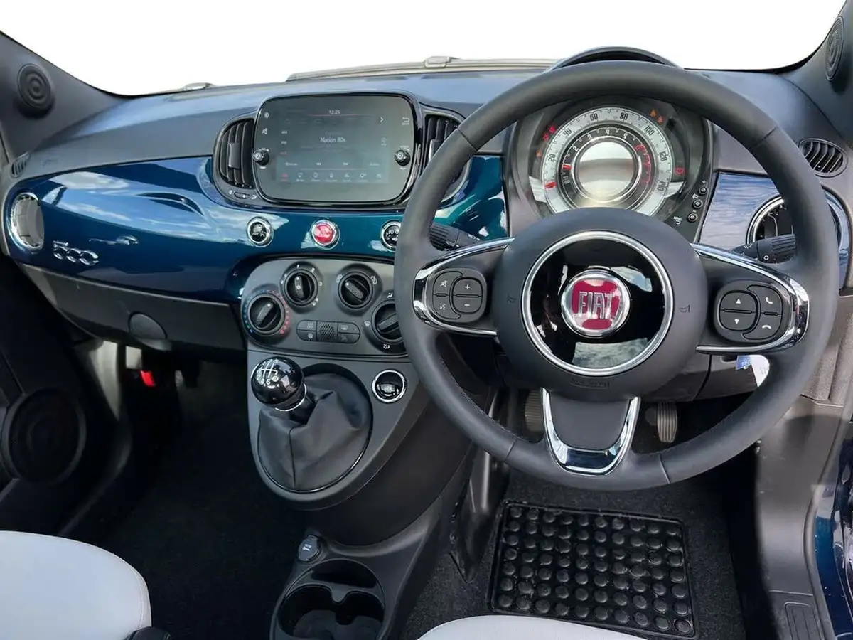 2022-fiat-500-10-dolcevita-big-15