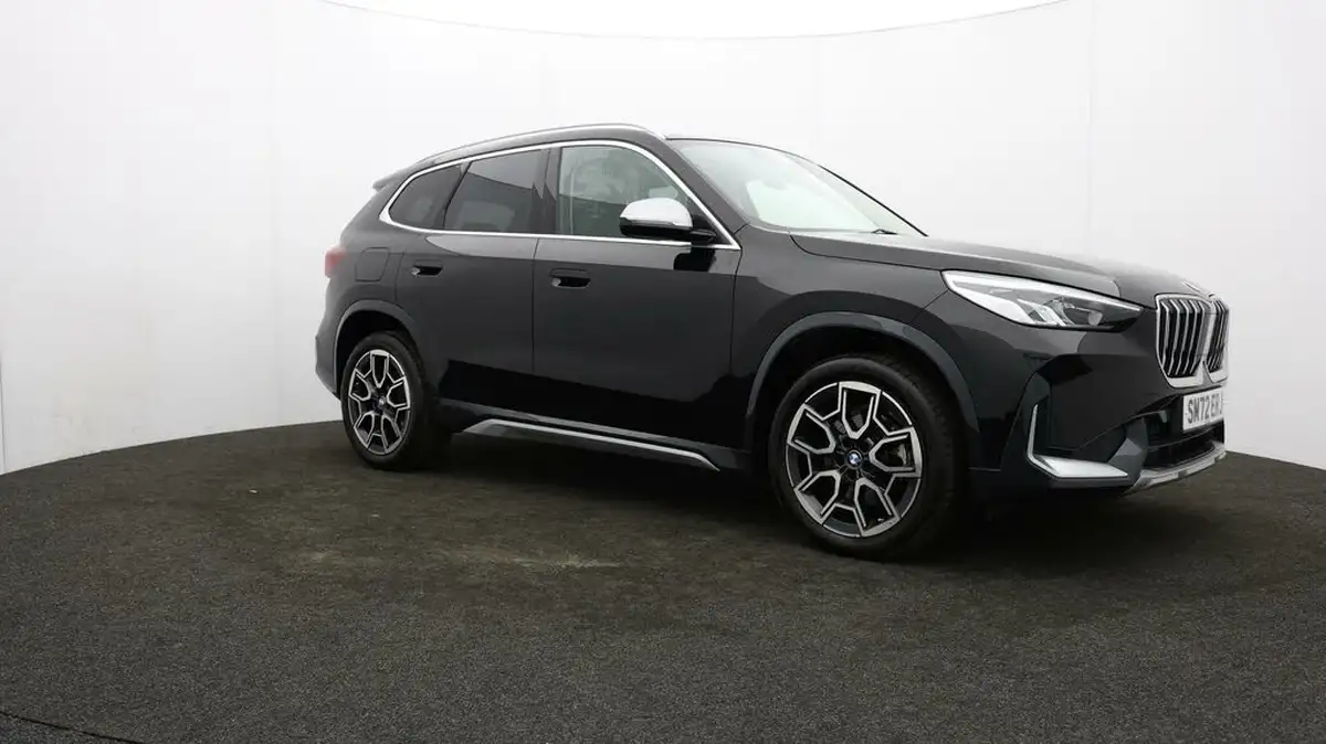 2022-bmw-x1-15-sdrive20i-xline-big-44