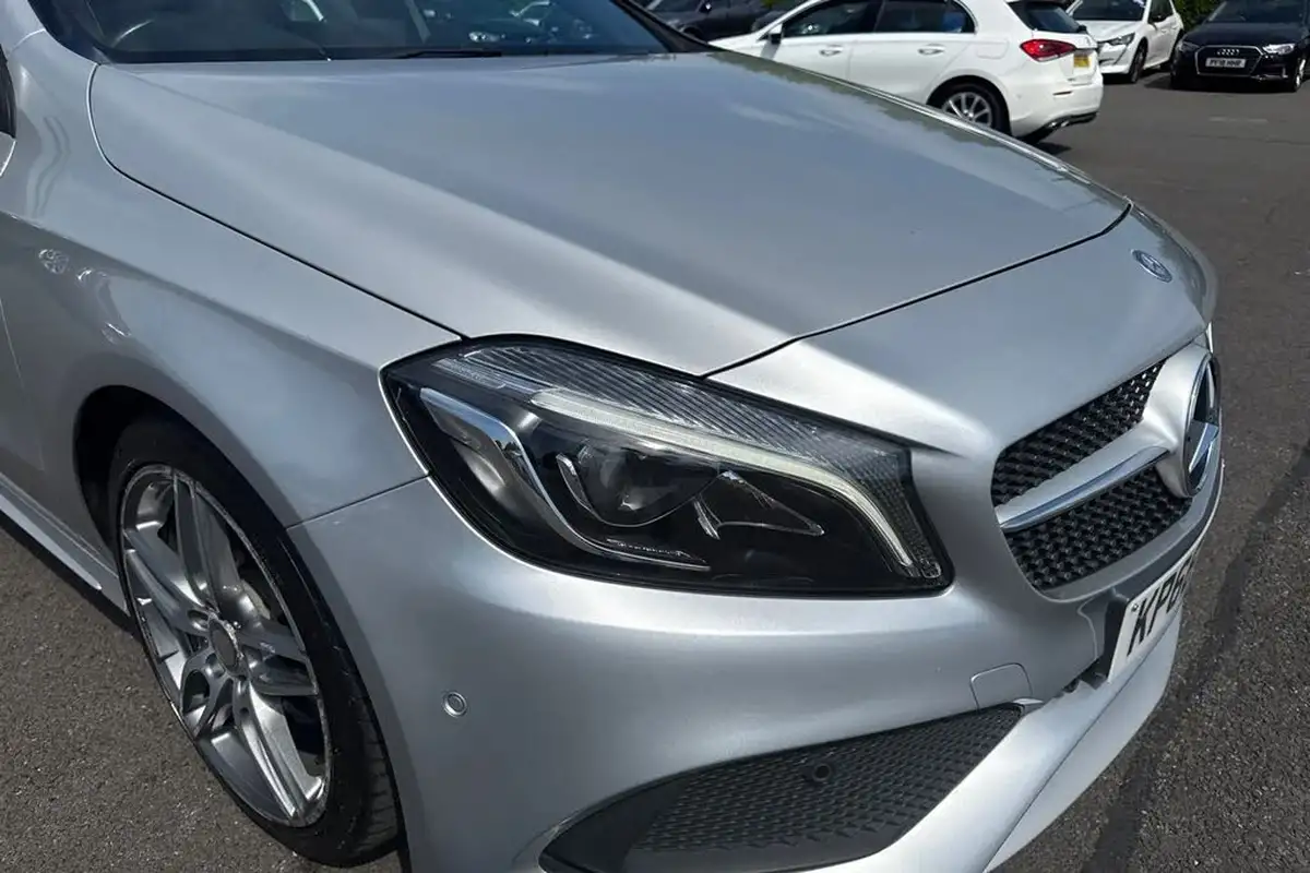 2016-mercedes-benz-a-class-big-8