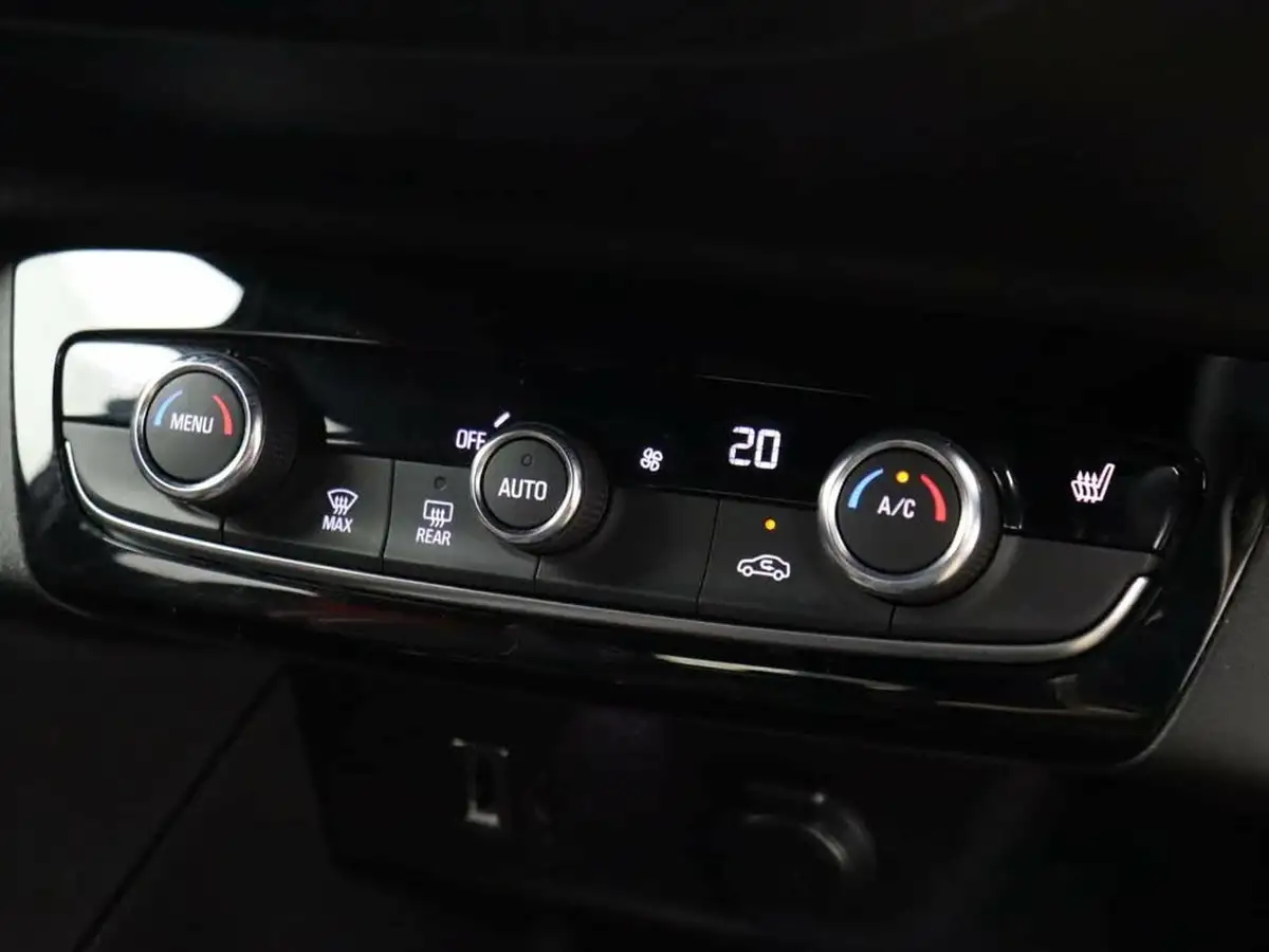 2022-vauxhall-corsa-12-turbo-sri-edition-100ps-big-15