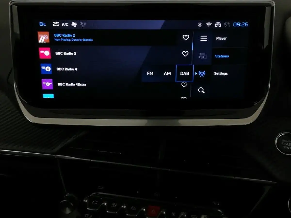 2024-peugeot-2008-suv-12-puretech-allure-130ps-big-11
