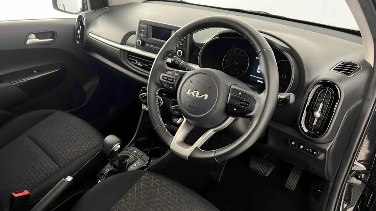 2023-kia-picanto-10-2-auto-seq-big-9