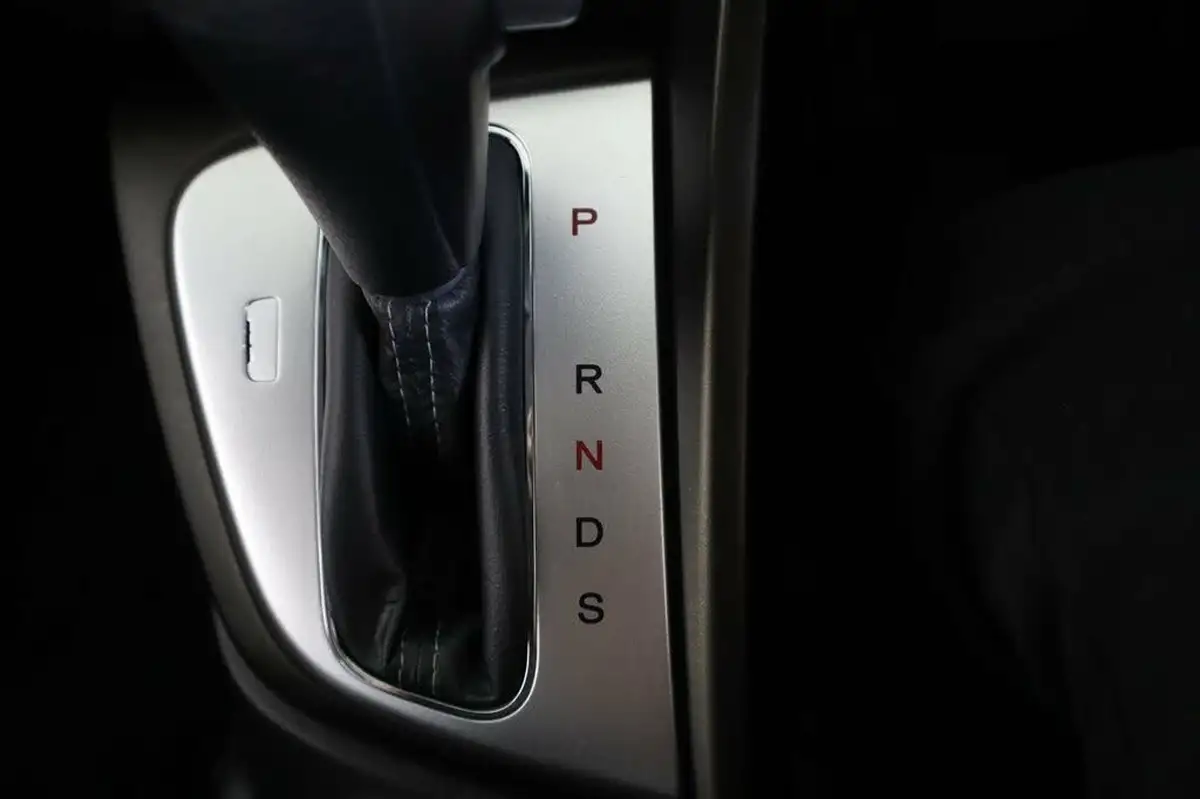 2013-honda-civic-18-se-auto-big-27