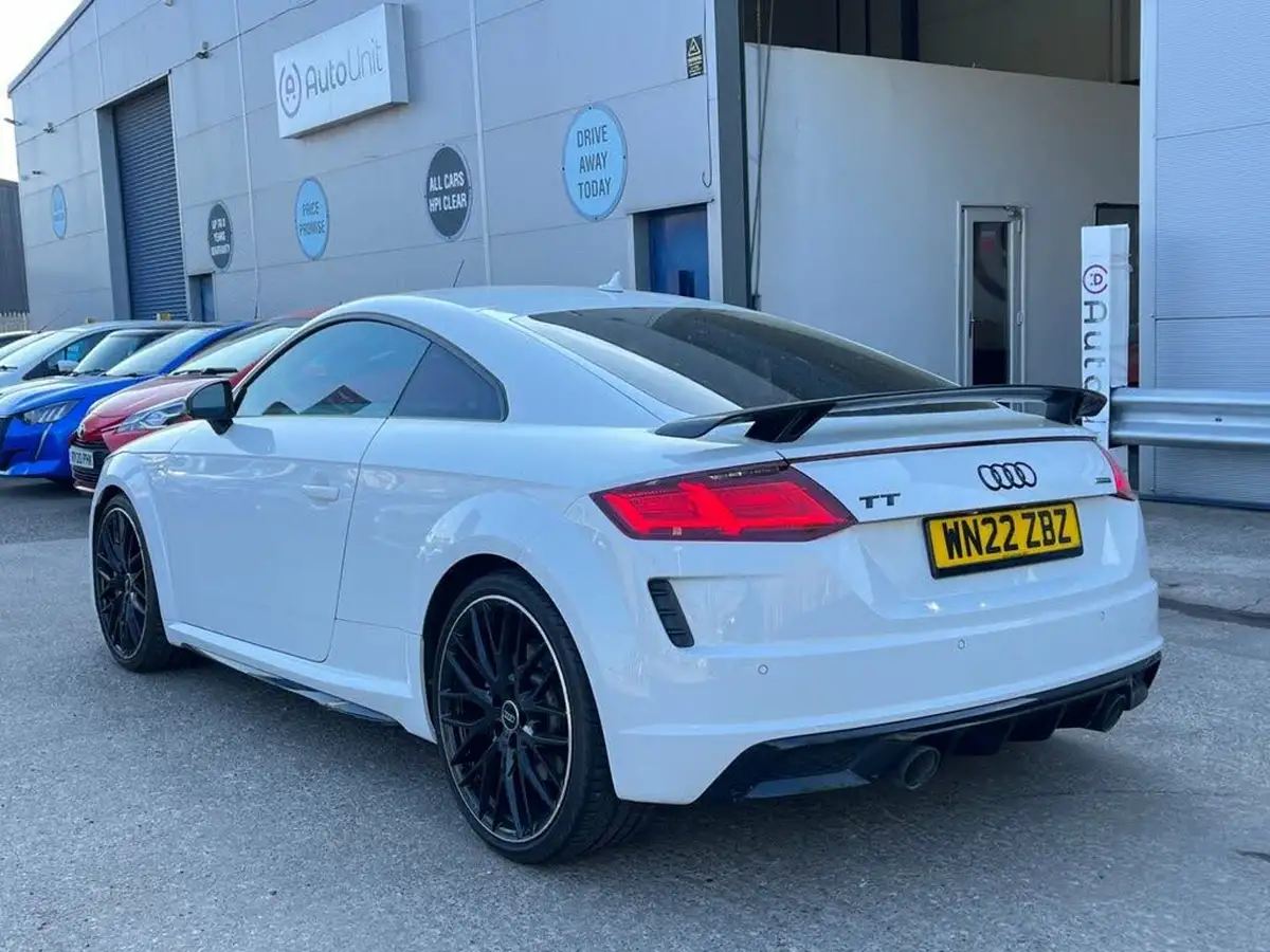 2022-audi-tt-coupe-20-45-tfsi-black-edition-quattro-big-3