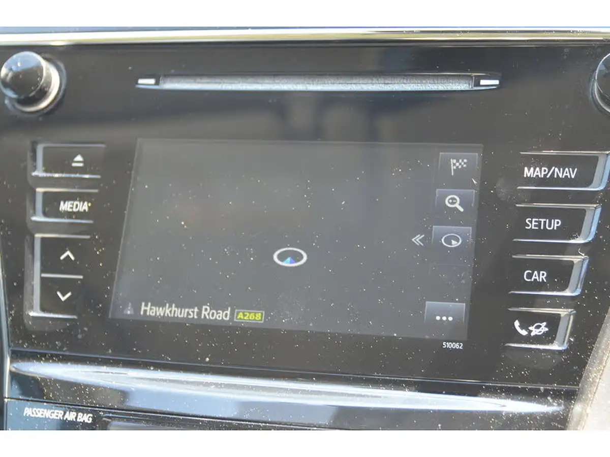 2019-toyota-prius-18-vvt-i-excel-big-37