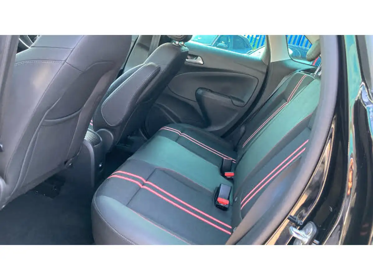2022-vauxhall-crossland-12i-gs-line-big-15
