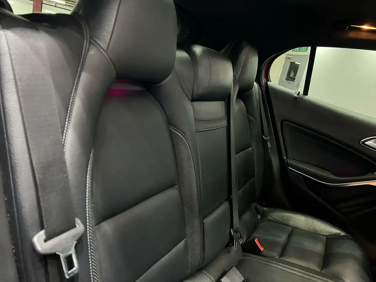 2015-mercedes-benz-gla-class-21d-gla-200d-amg-line-4matic-premium-plusss-7g-dct-big-54