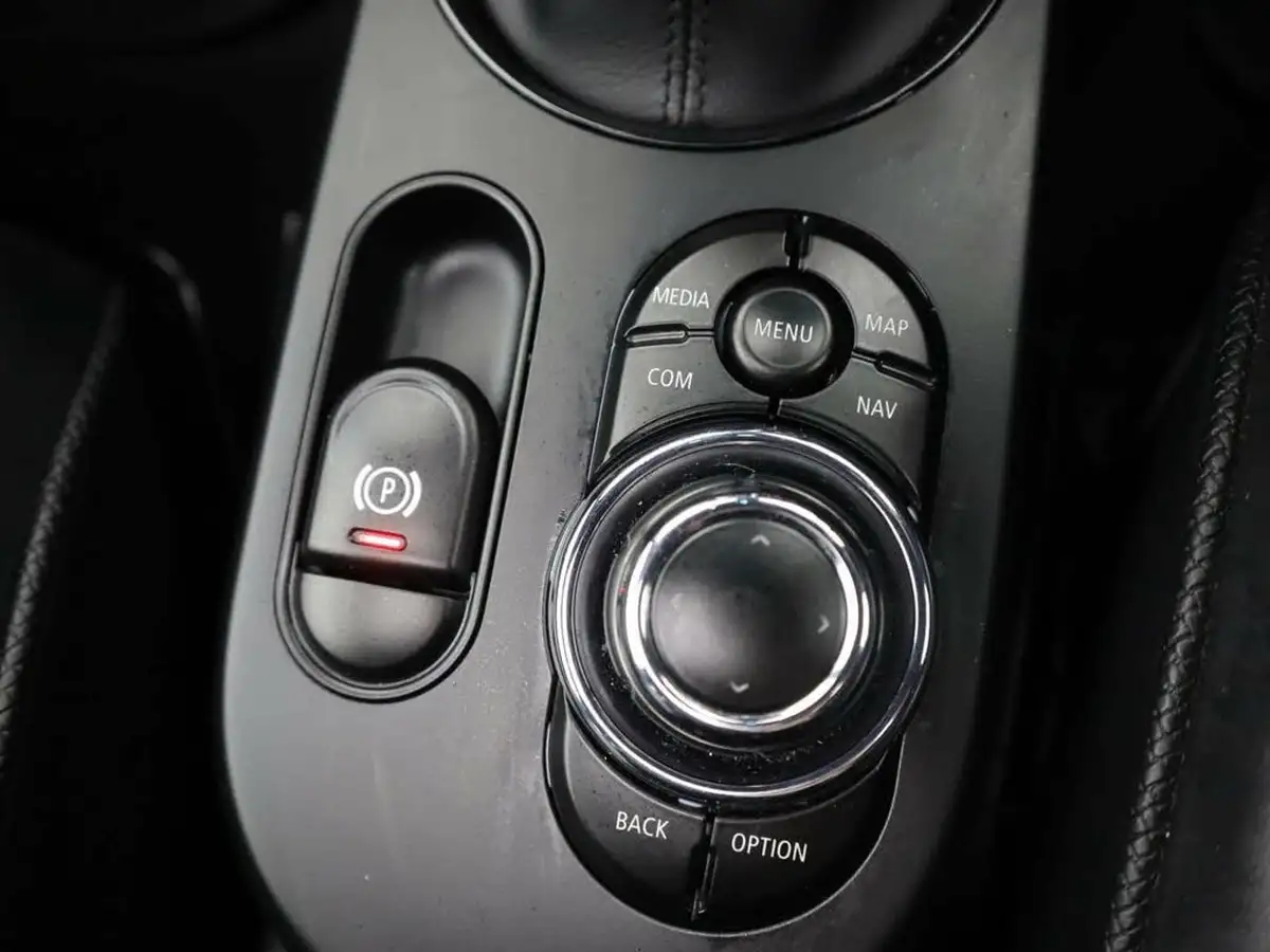 2021-mini-cooper-e-cooper-s-3-big-23