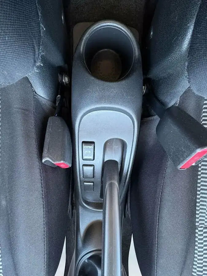 2014-nissan-micra-12-visia-80ps-big-16