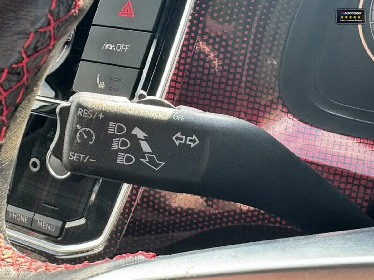 2020-volkswagen-up-10-gti-3d-big-14