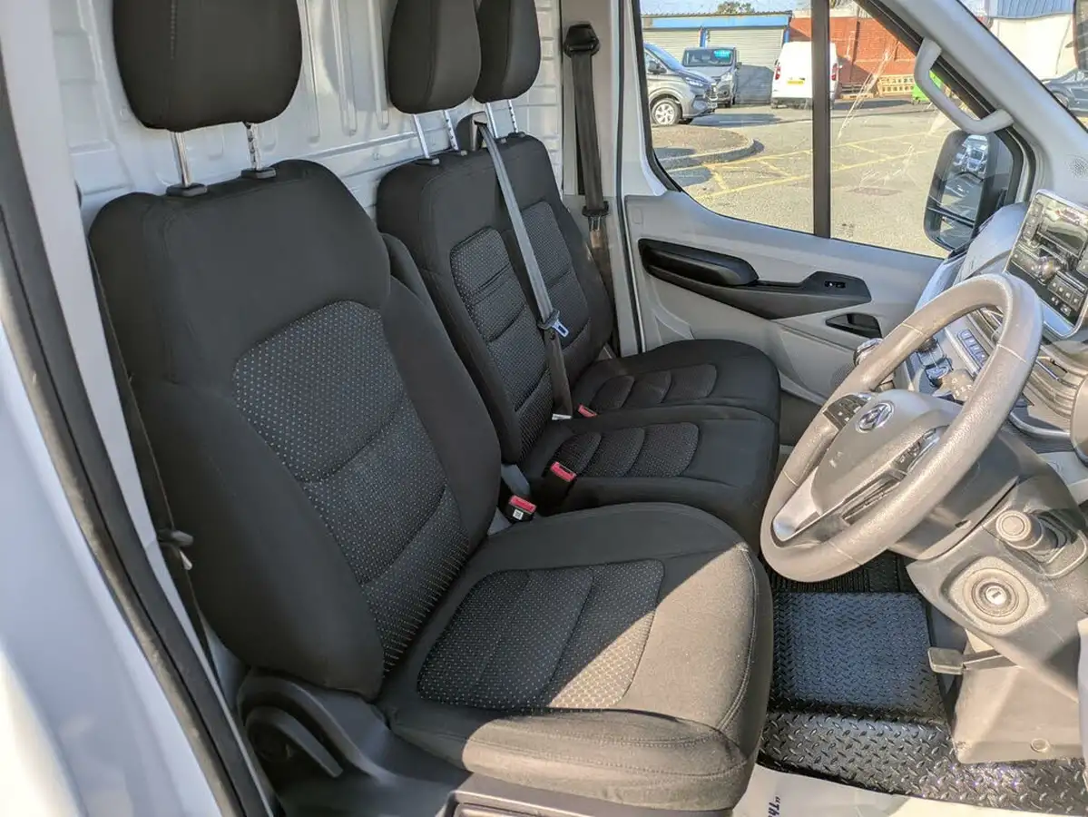 2022-maxus-deliver-9-20tdi-l3h2-big-10