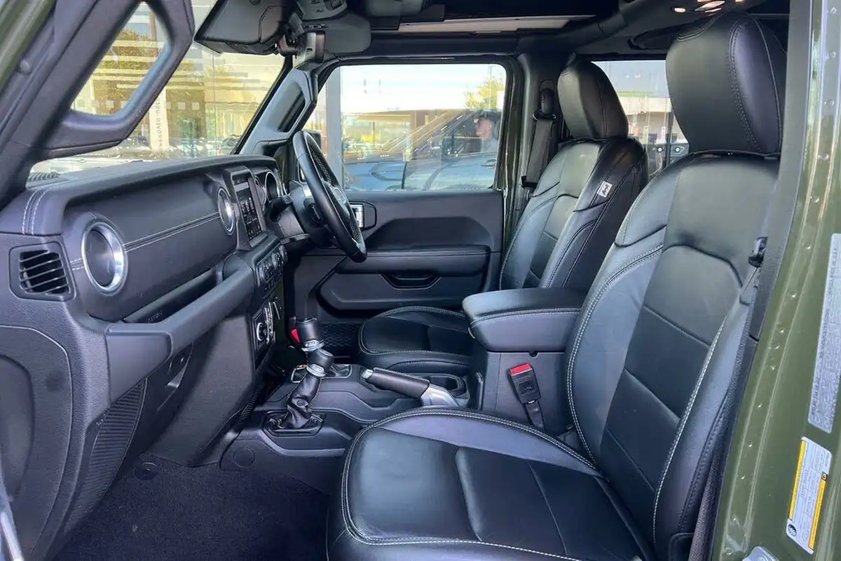 2021-jeep-wrangler-20-gme-80th-anniversary-5d-big-48