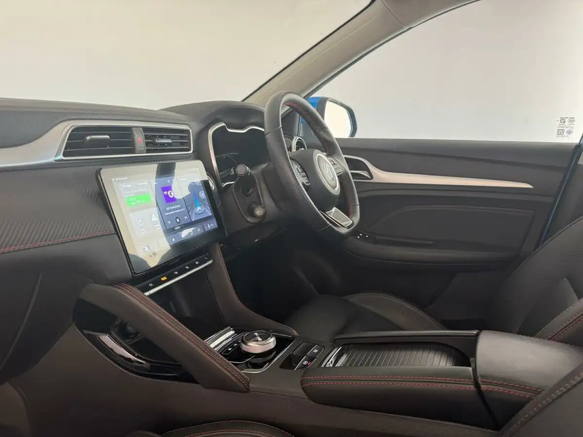 2022-mg-zs-suv-e-trophy-ev-176ps-big-8