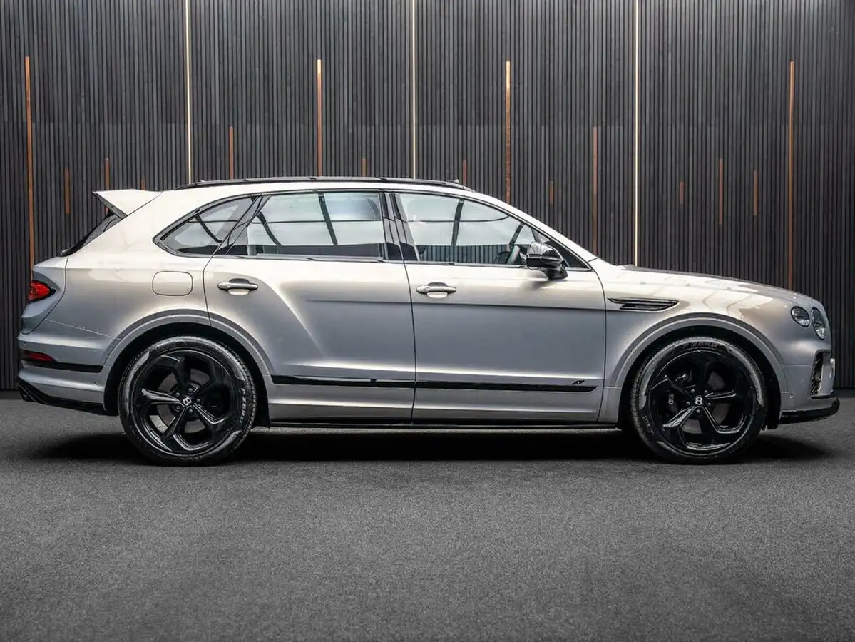 2022-bentley-bentayga-40-v8-s-big-18
