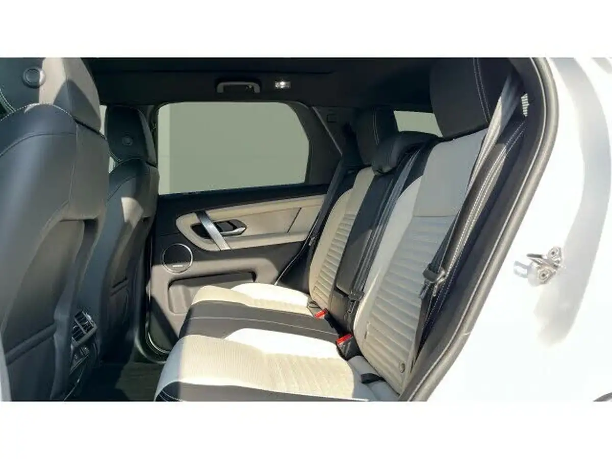 2024-land-rover-discovery-sport-20-d200-dynamic-se-big-3