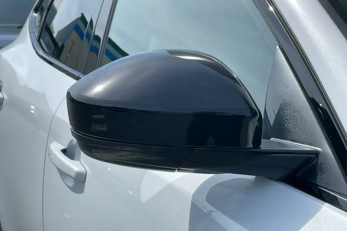 2019-jaguar-e-pace-20-i4d-chequered-flag-150ps-big-22
