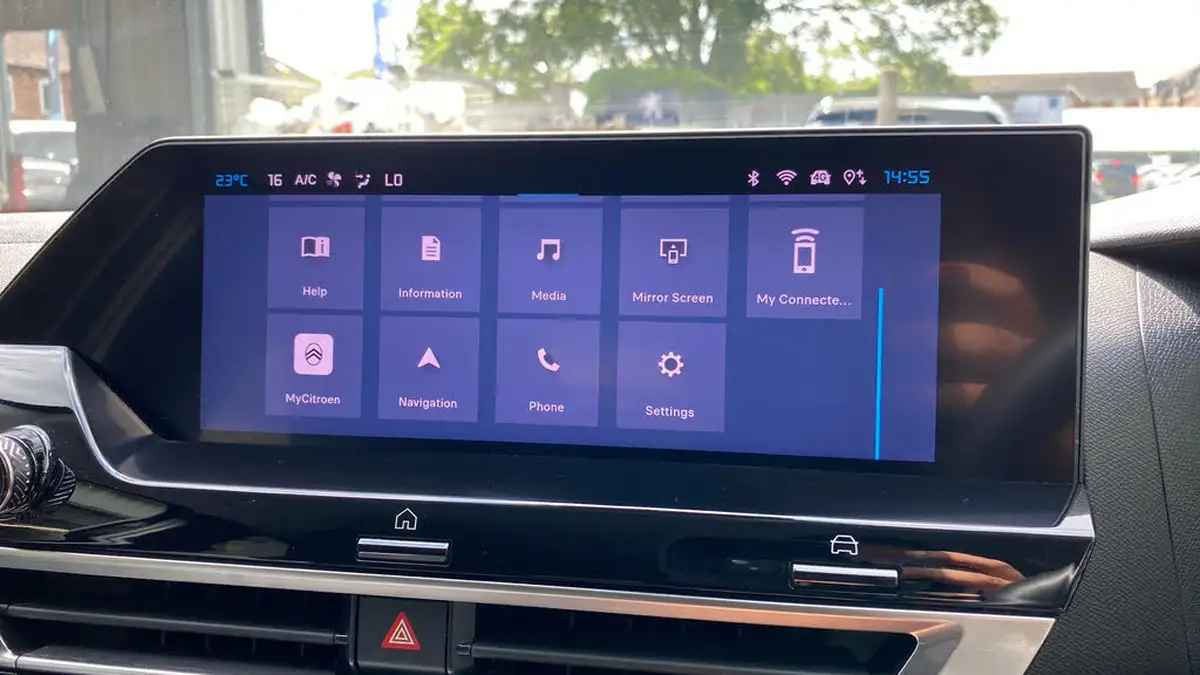 2024-citroen-c4-12-puretech-max-130ps-ss-eat8-big-44